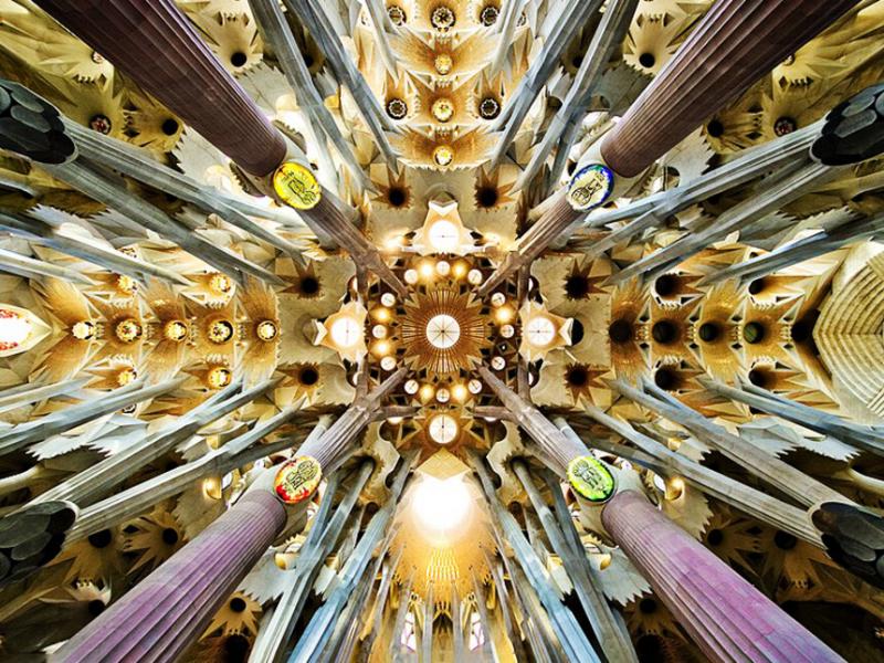 Gaudì il santo costruttore