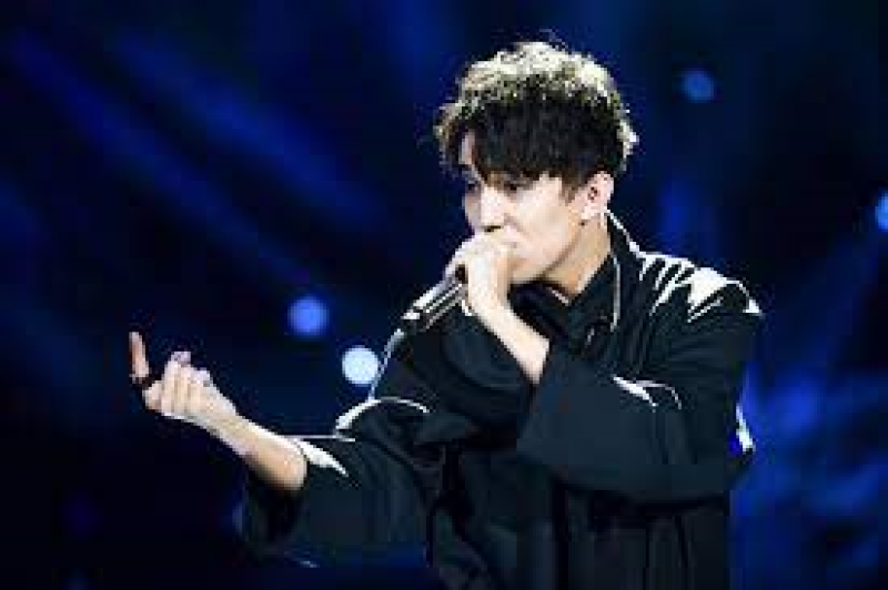 Dimash Qudaibergen