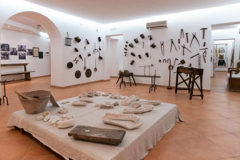 Intangib(i)le Intangib(i)le